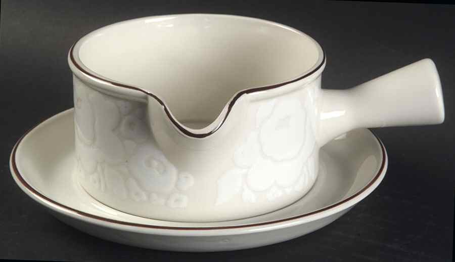 Winter Gravy Boat & Underplate by W R Midwinter Ltd-1