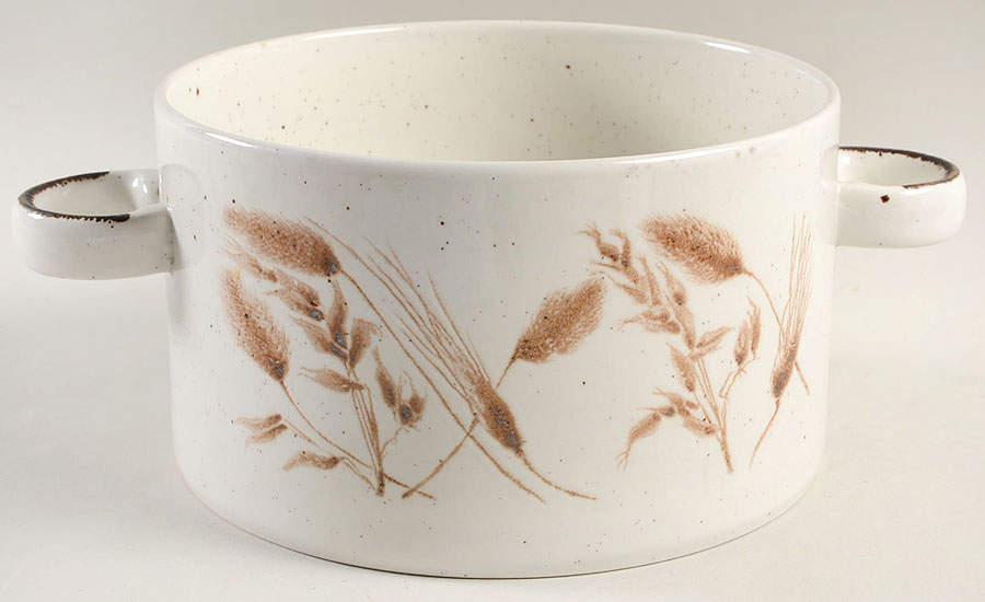 Wild Oats Stonehenge 2 Qt Round Covered Casserole No Lid by W R Midwinter Ltd-1