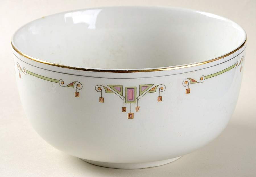 Berkeley Cranberry Bowl by Alfred Meakin-1