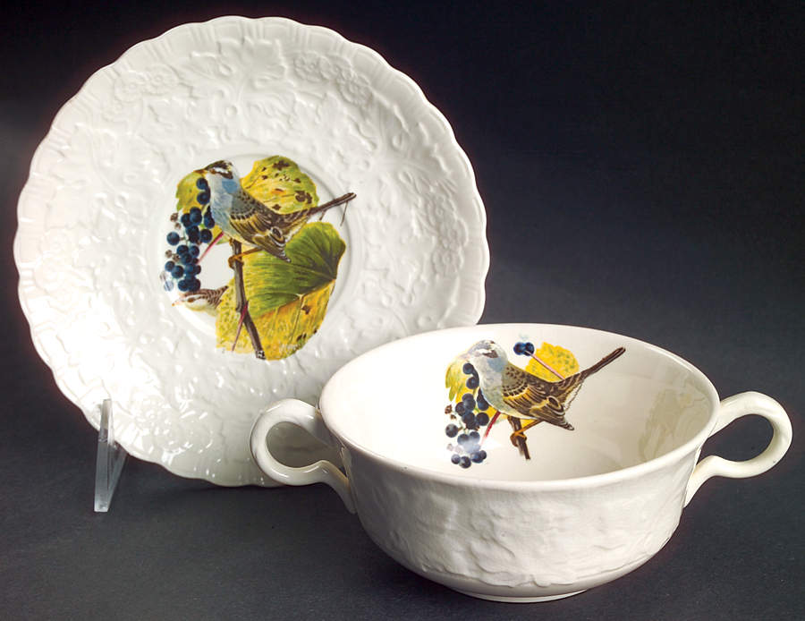 Birds of America (Embossed Floral Rim) Flat Cream Soup Bowl & Saucer Set by Alfred Meakin-1