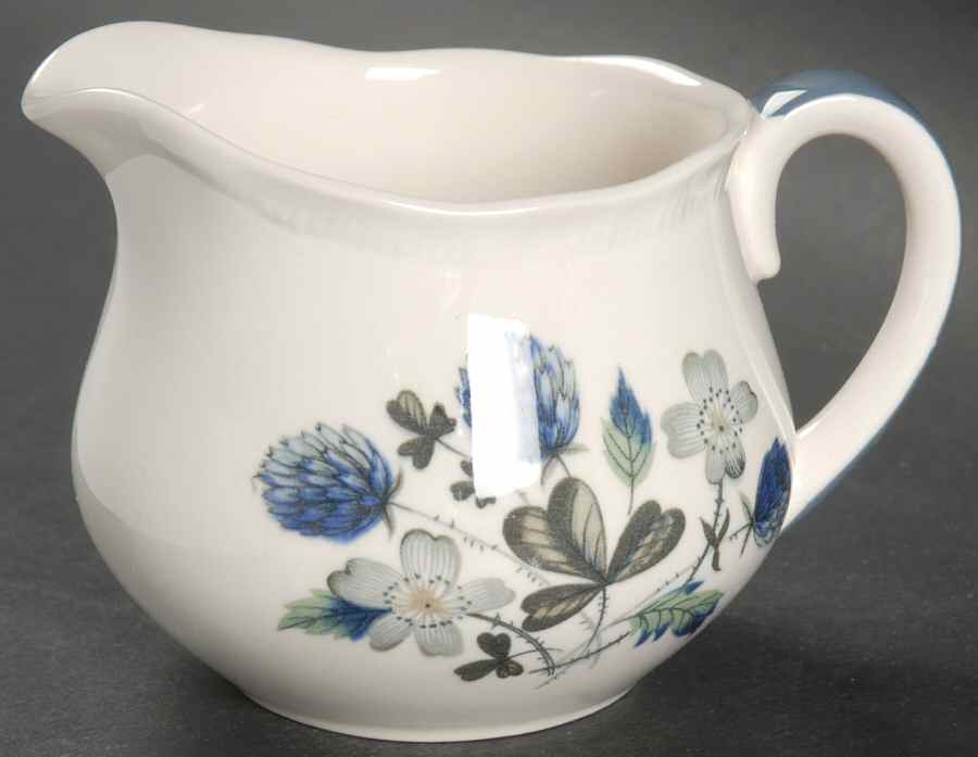 Blue Clover (Raised Edge) Creamer by Alfred Meakin-1