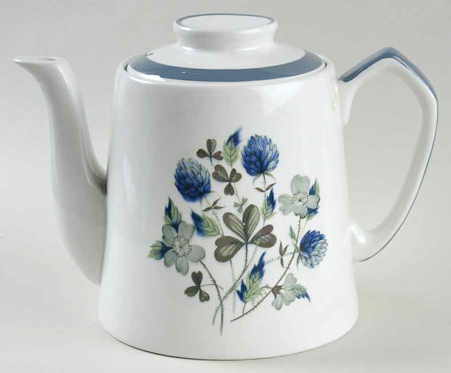 Blue Clover (Smooth Edge) Teapot & Lid by Alfred Meakin-1