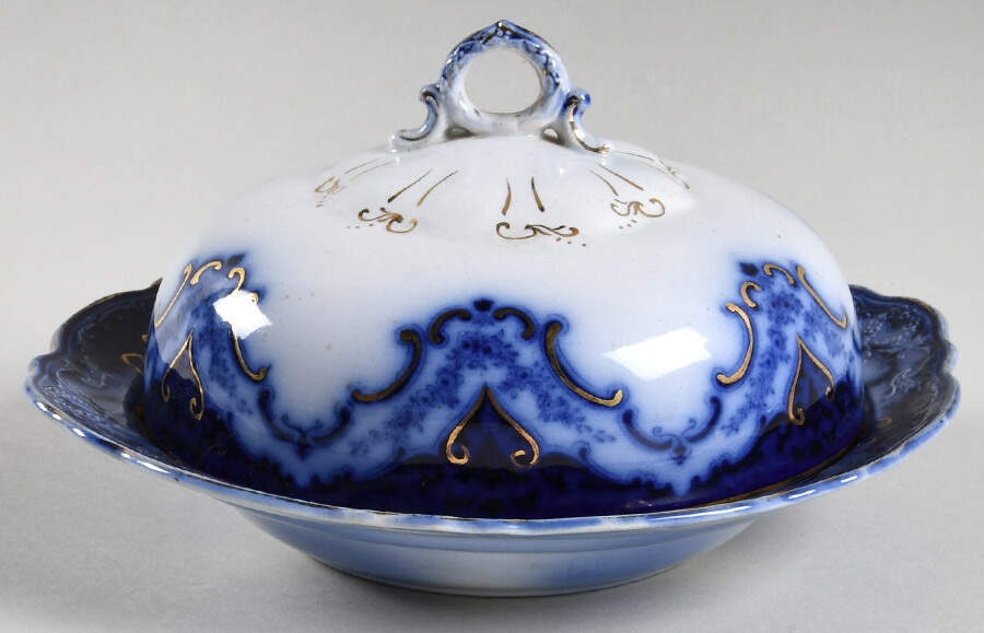 Cambridge (Flow Blue) Round Covered Butter by Alfred Meakin-1