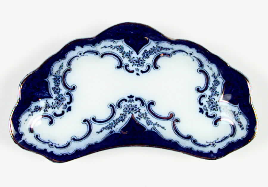 Cambridge (Flow Blue) Bone Dish by Alfred Meakin-1