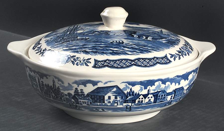 Fair Winds Blue Round Covered Vegetable by Alfred Meakin-1