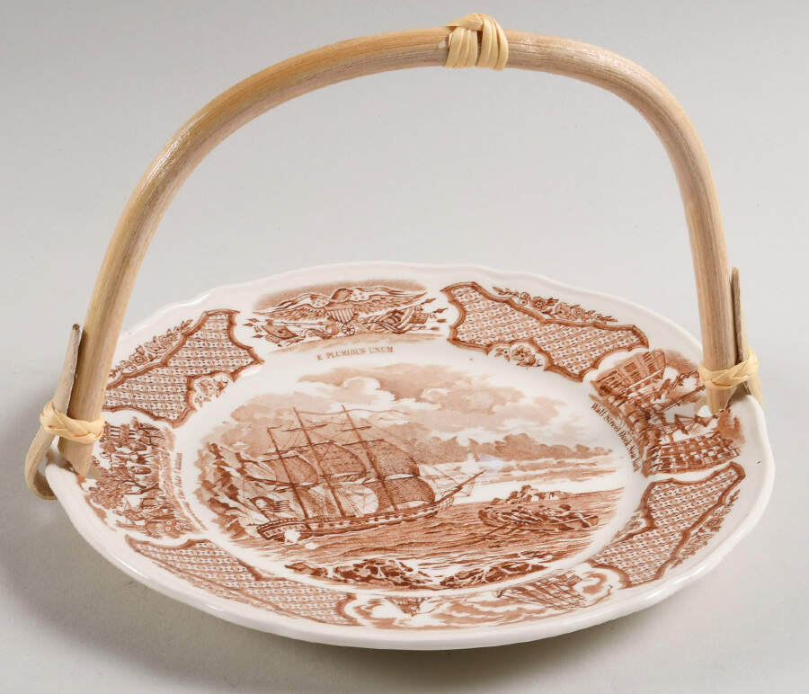 Fair Winds Brown 5 3/8"-5 5/8" Bamboo Handled Serving Plate  HC by Alfred Meakin-1