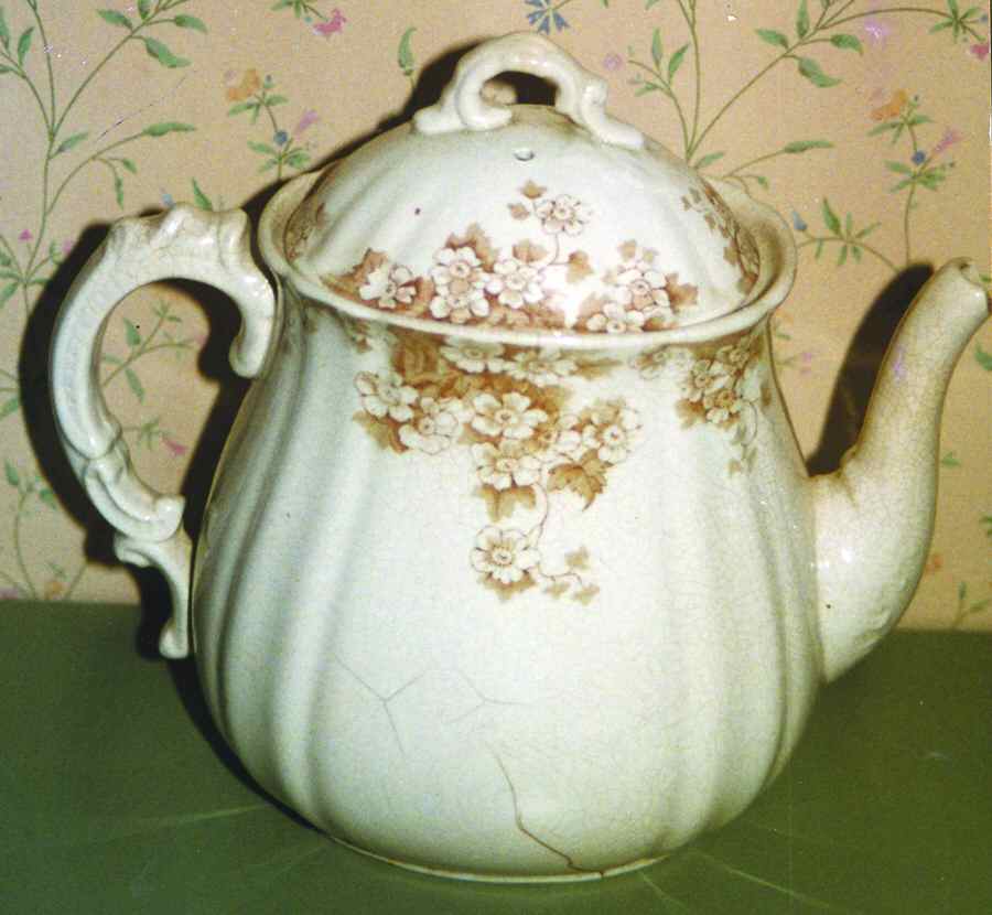 Kenwood Teapot & Lid by Alfred Meakin-1