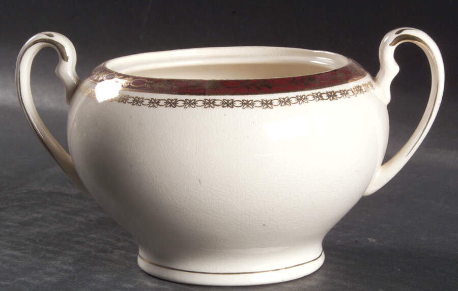Kingsdale Maroon (Cream) Sugar Bowl No Lid by Alfred Meakin-1