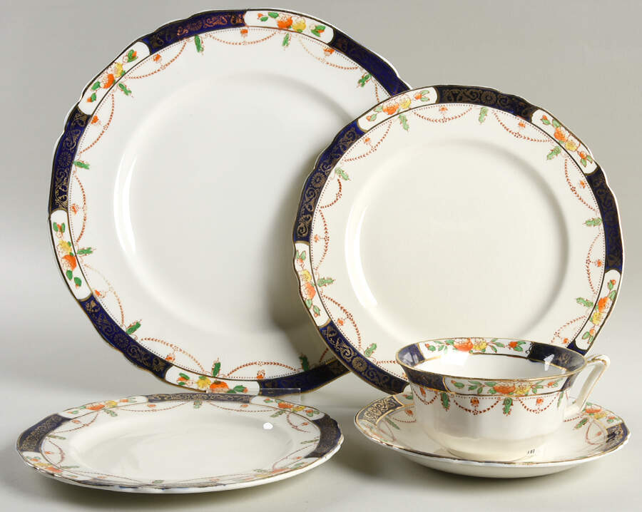 Solway 5 Piece Place Setting by Alfred Meakin-1
