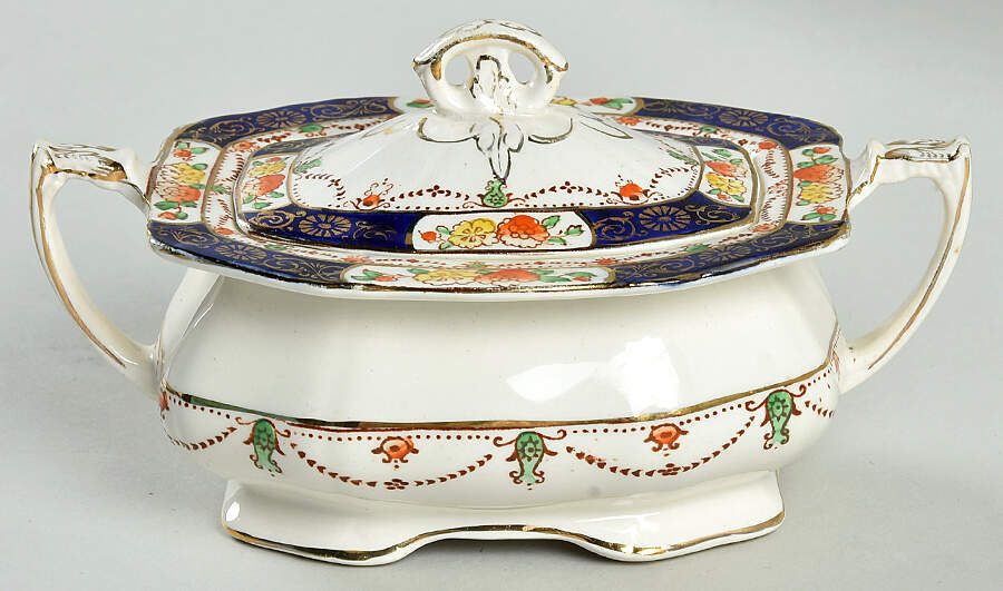 Solway Sugar Bowl & Lid by Alfred Meakin-1
