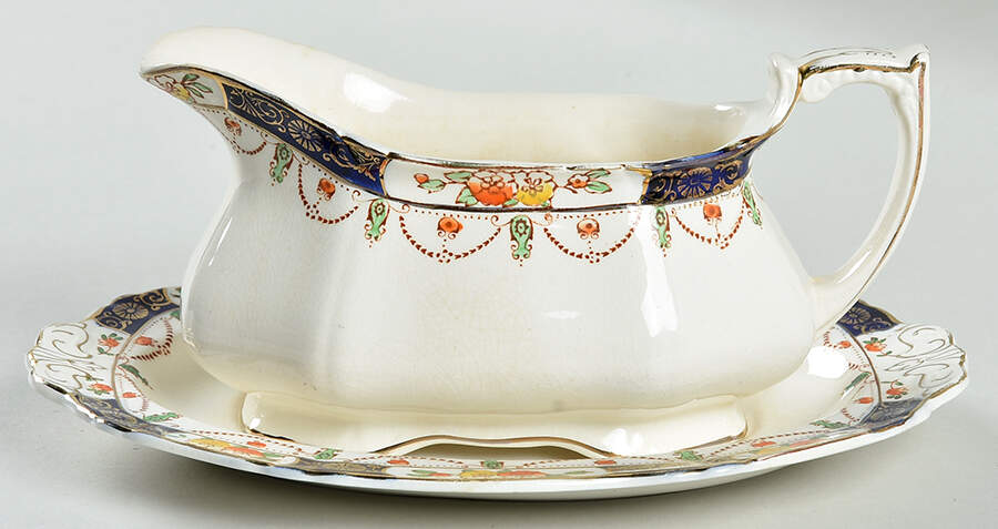 Solway Gravy Boat & Underplate by Alfred Meakin-1