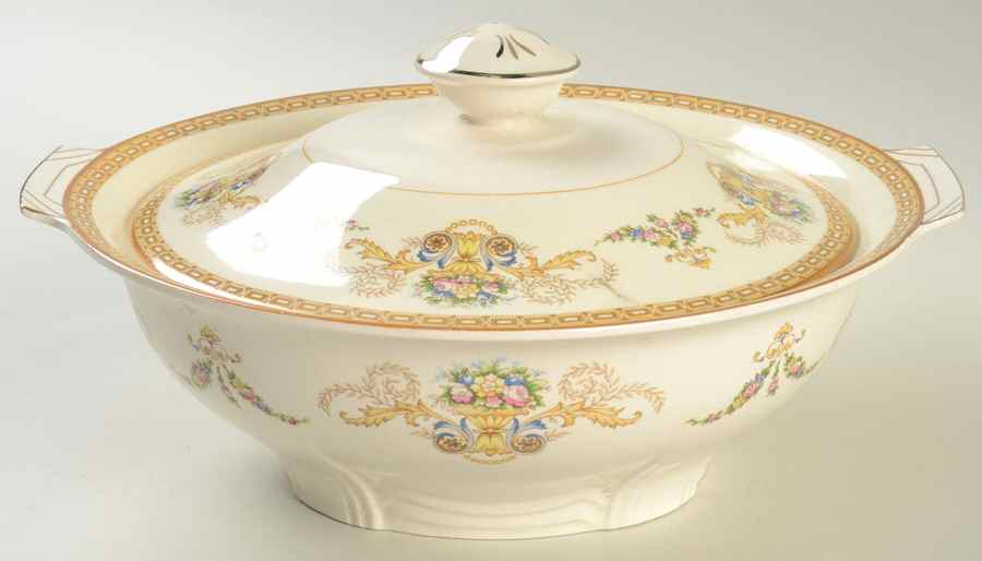 MEA3 Round Covered Vegetable by Alfred Meakin-1