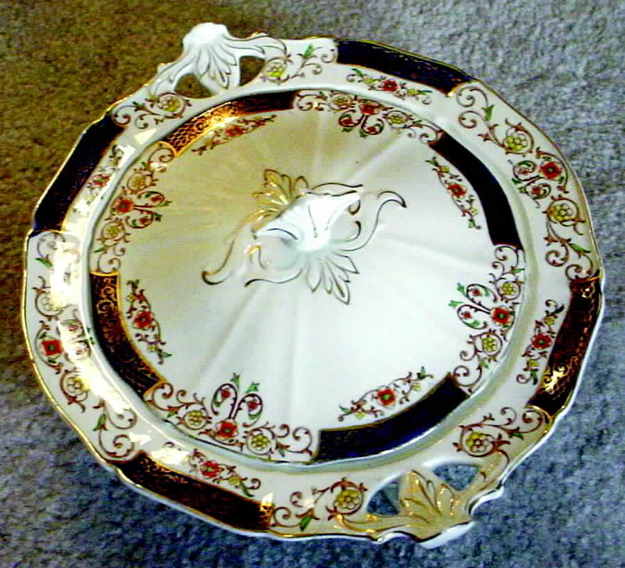 Golden Glory Round Covered Vegetable by Alfred Meakin-1
