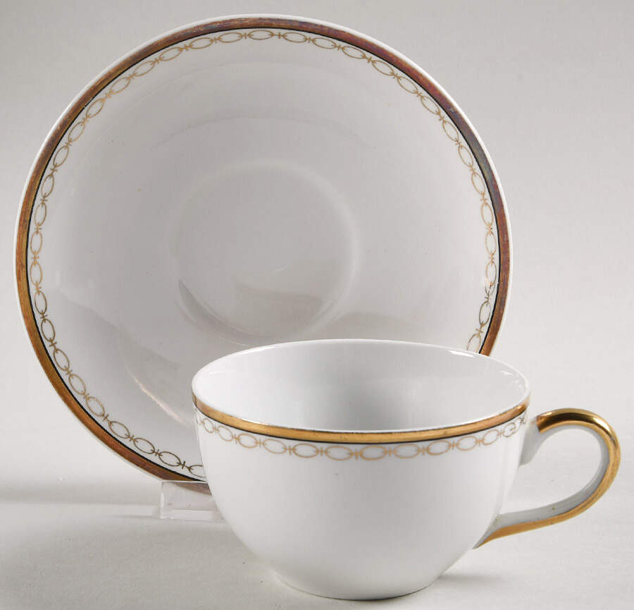 MEA40 Flat Cup & Saucer Set by Alfred Meakin-1