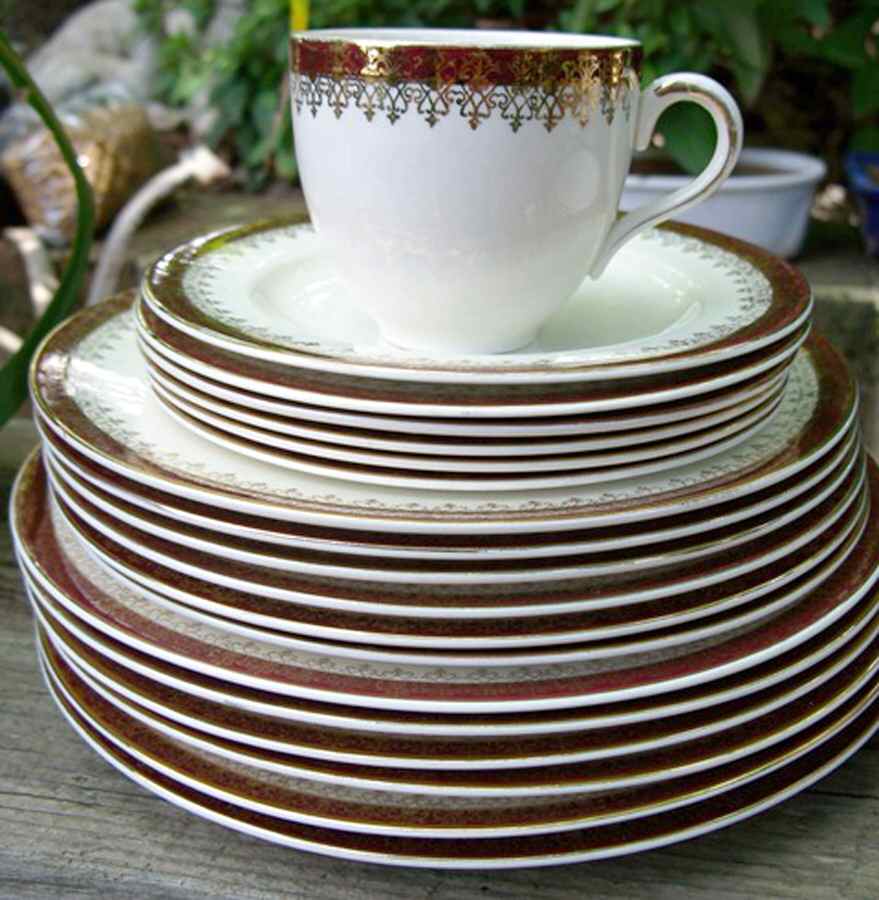 MEA9 Flat Cup & Saucer Set by Alfred Meakin-1
