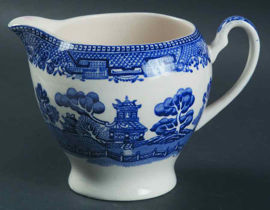 Old Willow Blue (No Trim) Creamer by Alfred Meakin-1