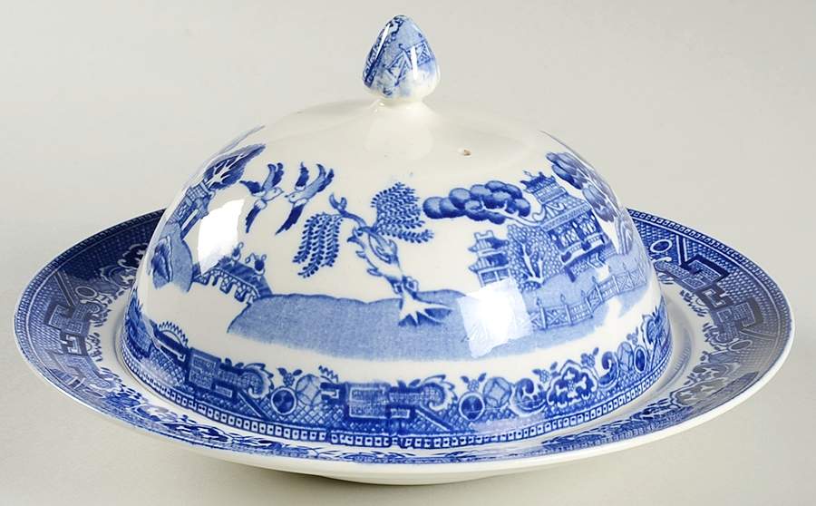 Old Willow Blue (No Trim) Round Covered Butter by Alfred Meakin-1
