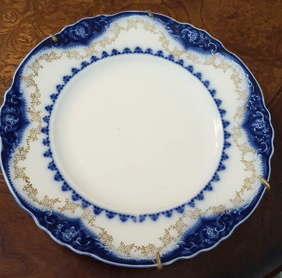 Raleigh Blue Luncheon Plate by Alfred Meakin-1