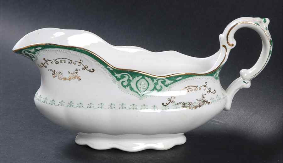 Raleigh Green Gravy Boat by Alfred Meakin-1