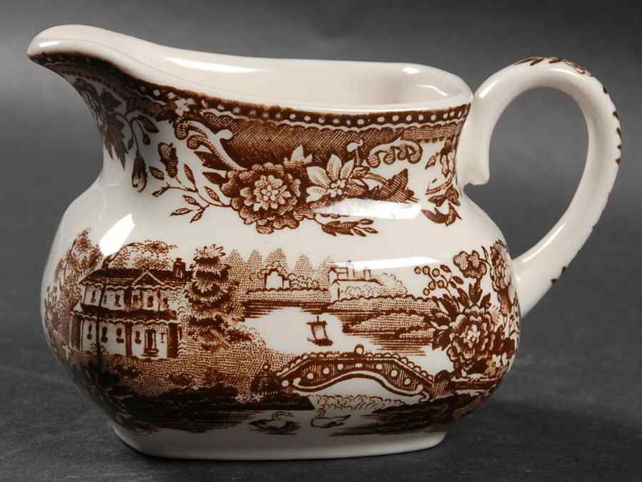 Tonquin Brown Mini Creamer by Alfred Meakin-1