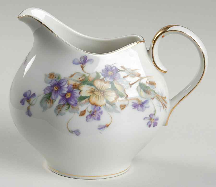 Adele (Norleans Shape) Creamer by Meito-1