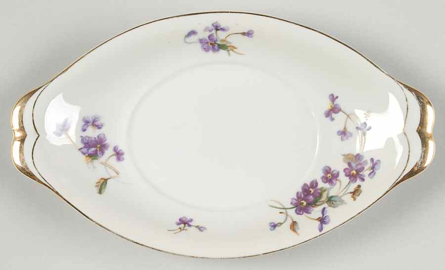 Adele (Norleans Shape) Underplate for Gravy Boat by Meito-1