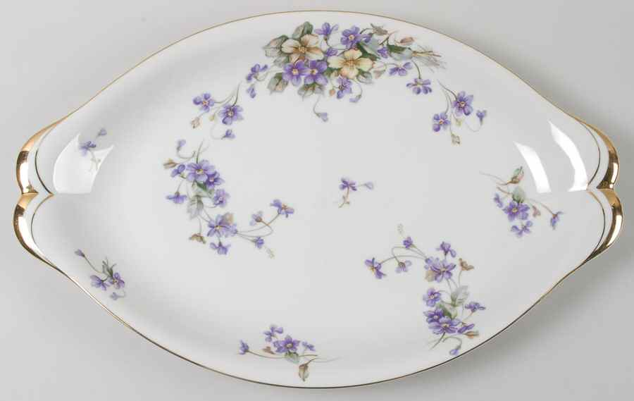 Adele (Norleans Shape) 17" Oval Serving Platter by Meito-1