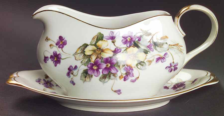 Adele (Norleans Shape) Gravy Boat & Underplate by Meito-1