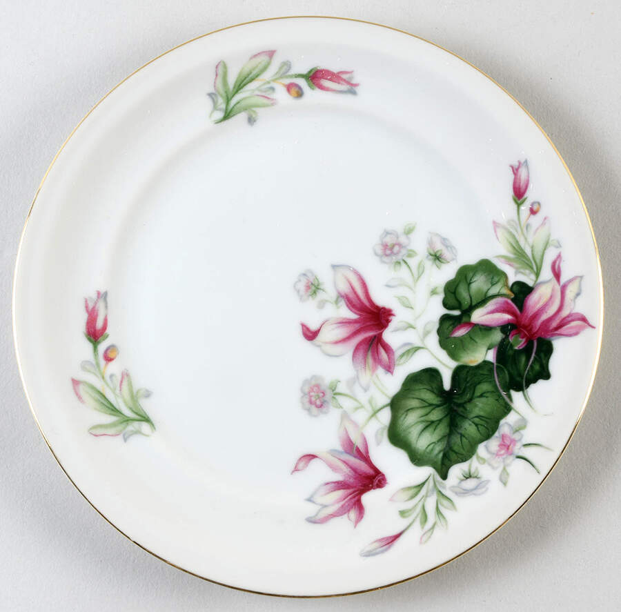 Alicia Salad Plate by Meito-1