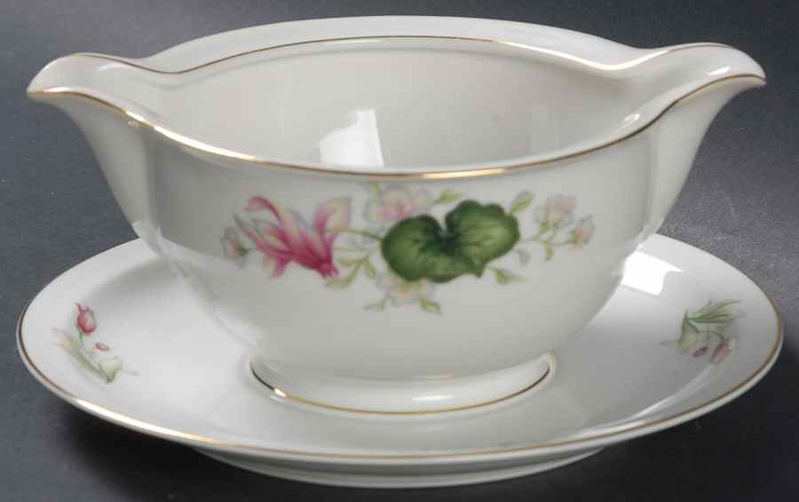 Alicia Gravy Boat with Attached Underplate by Meito-1