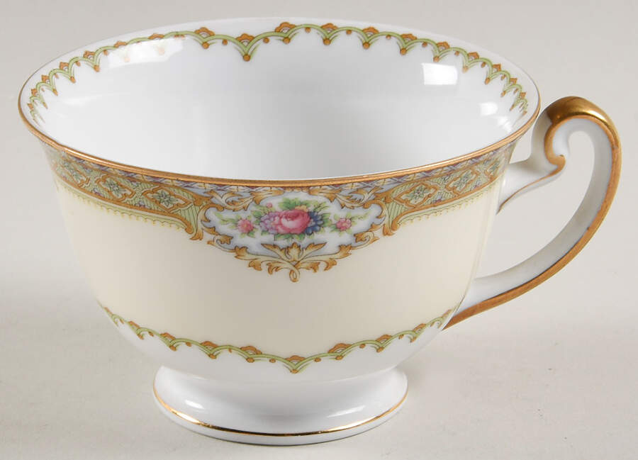 Annette Footed Cup by Meito-1
