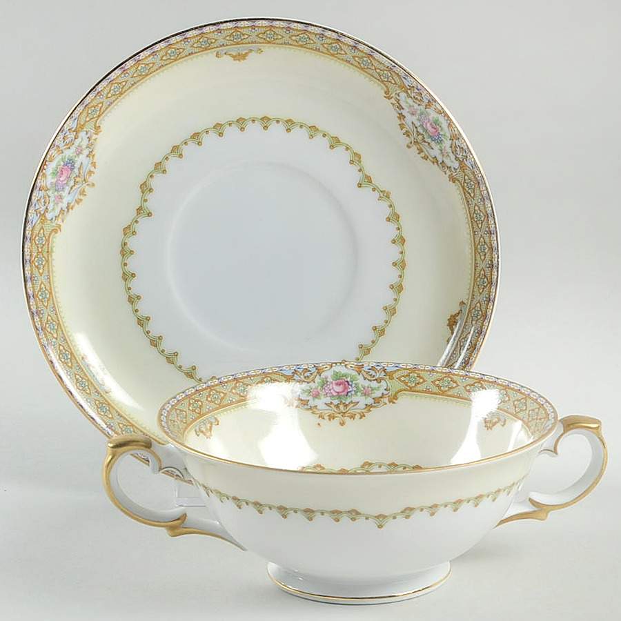 Annette Footed Cream Soup Bowl by Meito-1
