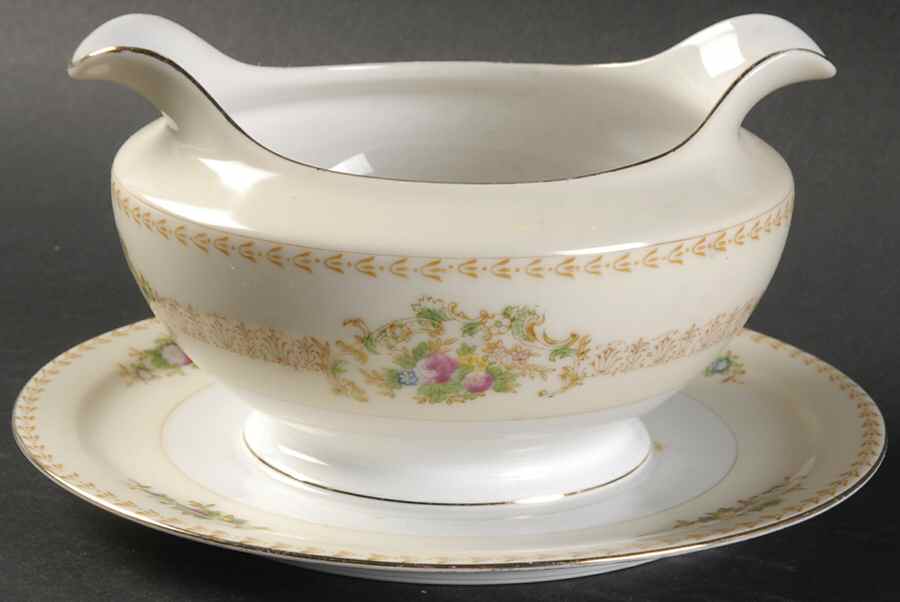 Arbor Round Gravy Boat/Attached Underplate by Meito-1