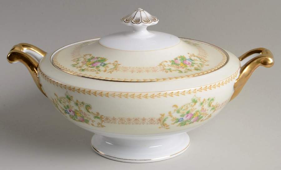 Arbor Round Covered Vegetable by Meito-1