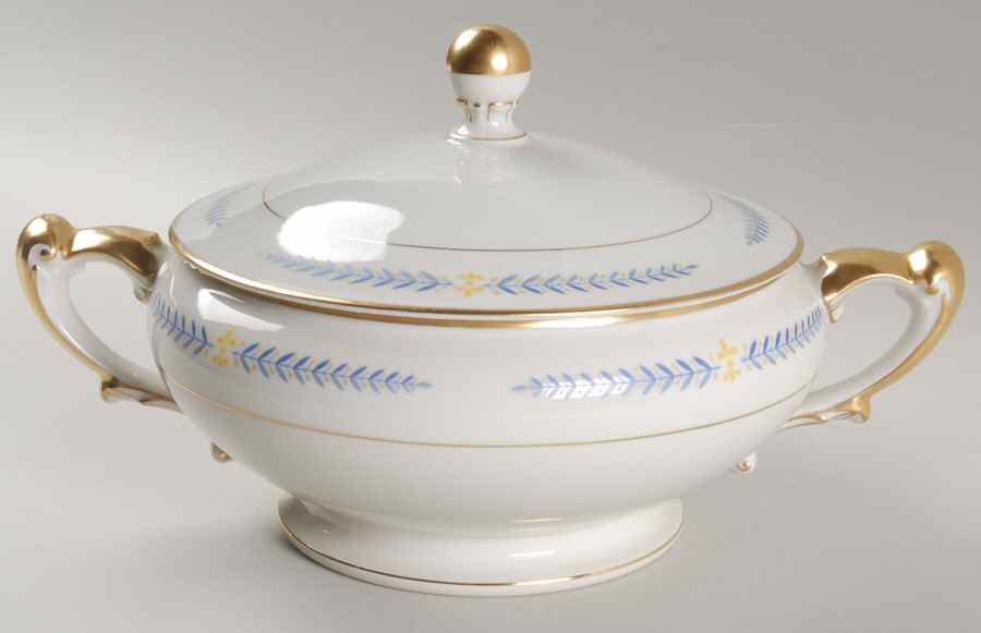 Arcadia Round Covered Vegetable by Meito-1