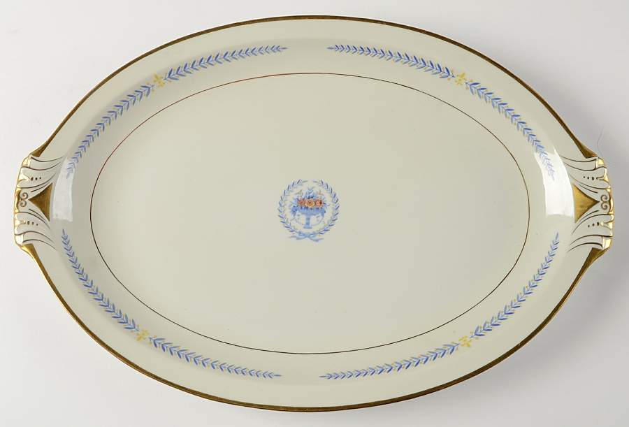 Arcadia 17" Oval Serving Platter by Meito-1