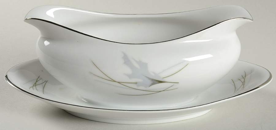 Autumn Leaves Gravy Boat with Attached Underplate by Meito-1