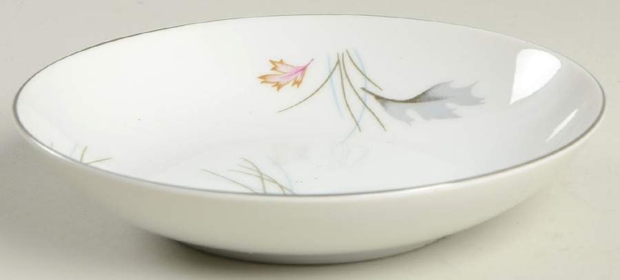 Autumn Leaves Fruit/Dessert (Sauce) Bowl by Meito-1