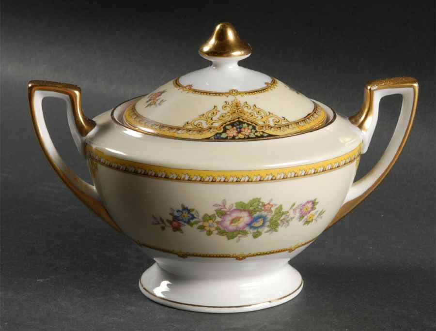 Beatrice Sugar Bowl & Lid by Meito-1