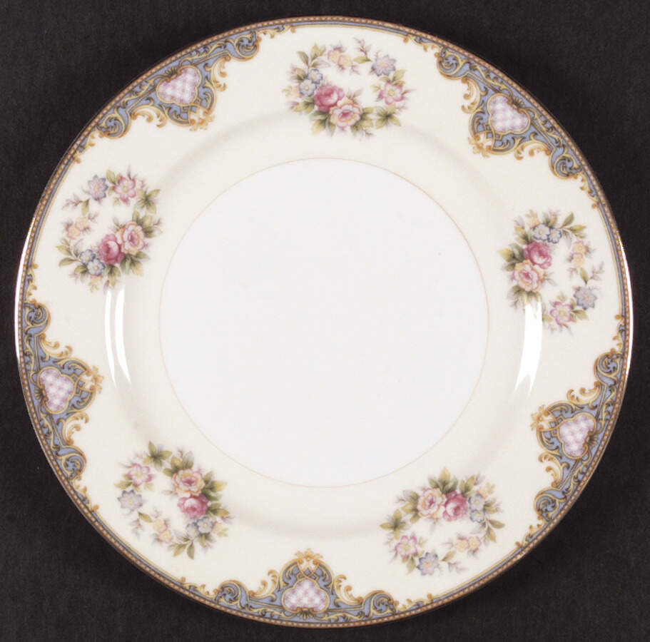 Beauty Dinner Plate by Meito-1