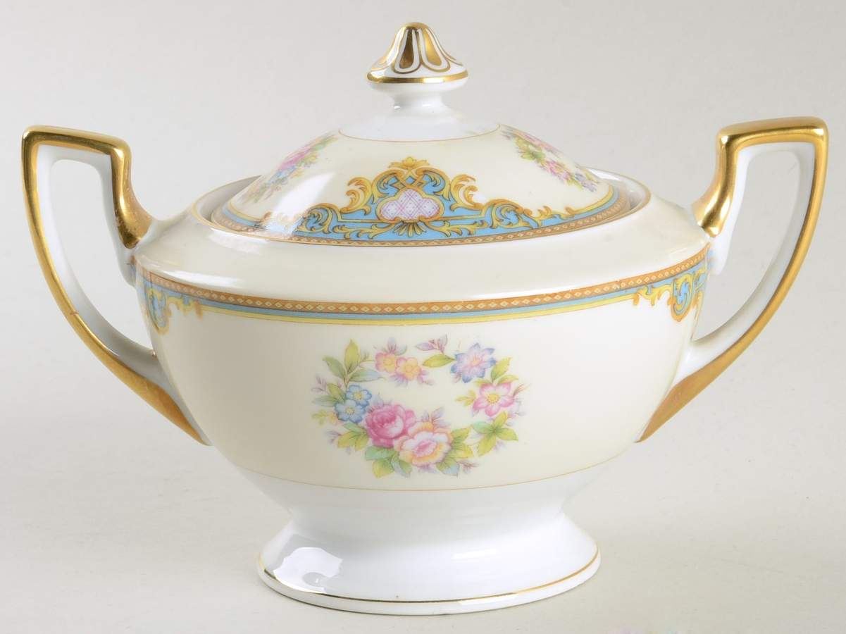 Beauty Sugar Bowl & Lid by Meito-1