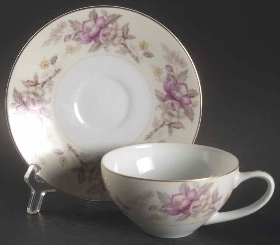 Belvedere Flat Cup & Saucer Set by Meito-1