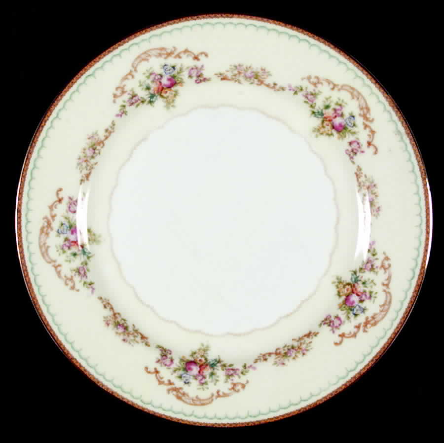 Beverly Dinner Plate by Meito-1