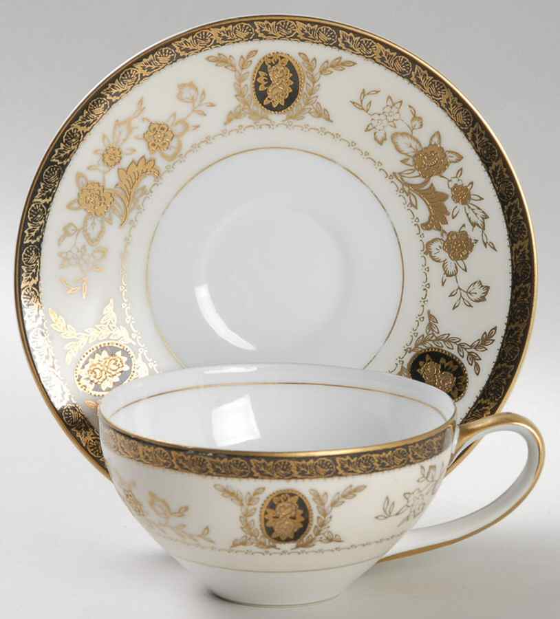 Black Cameo Flat Cup & Saucer Set by Meito-1