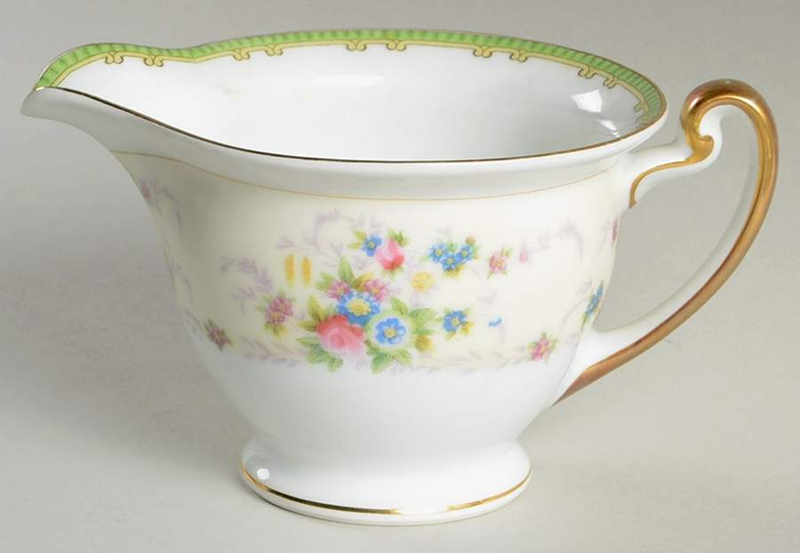 Briarcliffe Creamer by Meito-1