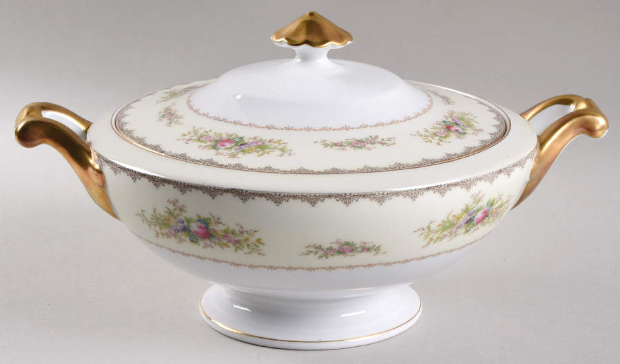Bristol Round Covered Vegetable by Meito-1
