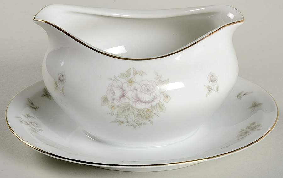 Brocade Gravy Boat with Attached Underplate by Meito-1