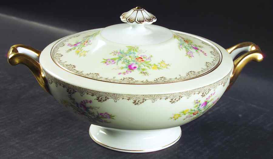 Burbank Round Covered Vegetable by Meito-1