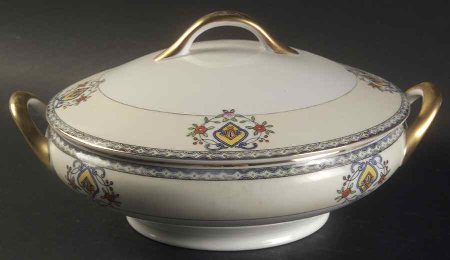 Campania Round Covered Vegetable by Meito-1