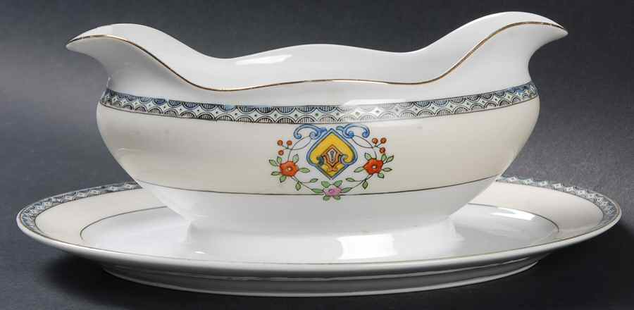 Campania Gravy Boat with Attached Underplate by Meito-1